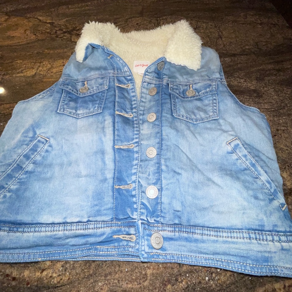 Cat and Jack Sherpa lined denim vest kids size large 10/12